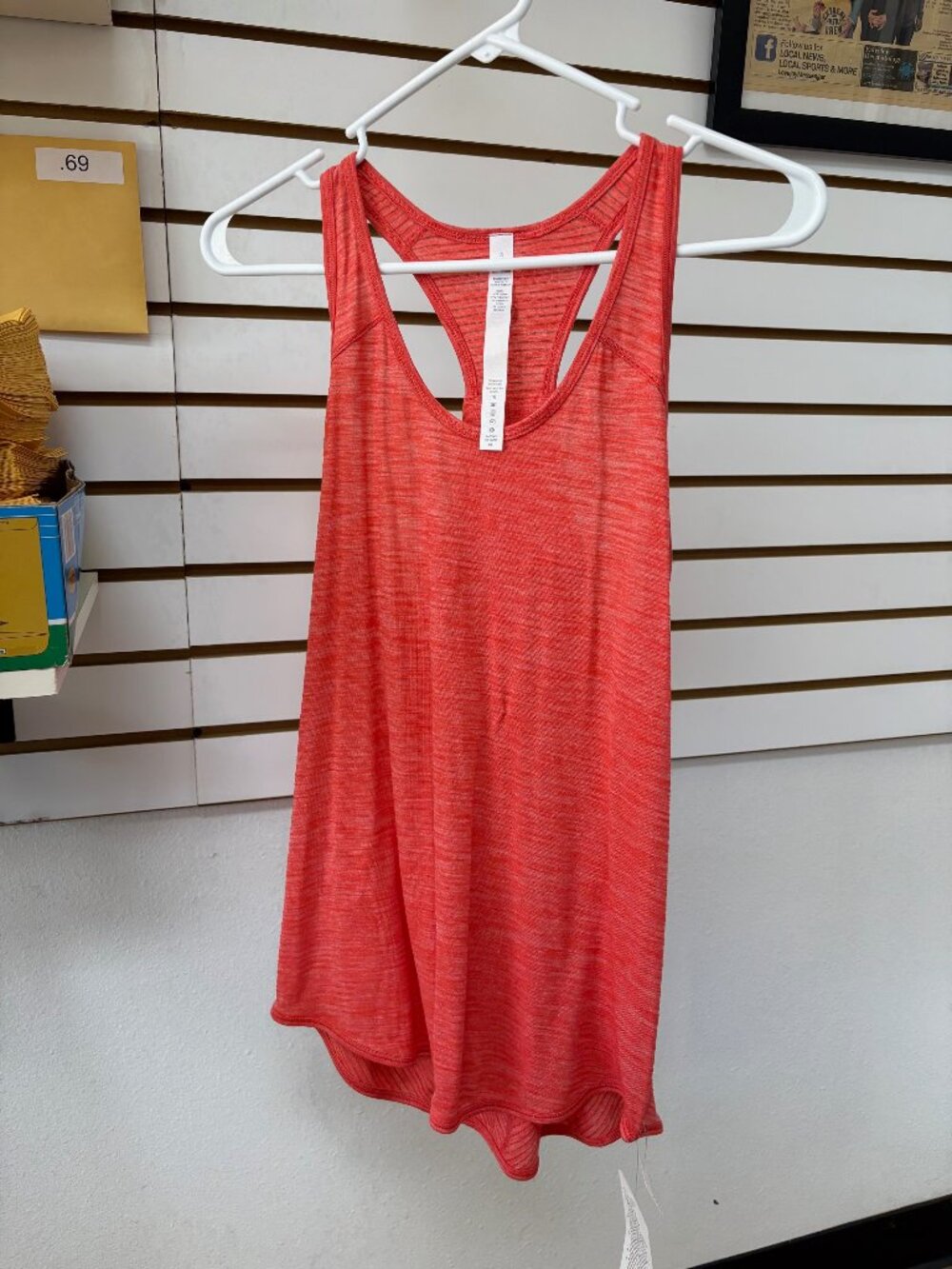 *NEW* Lululemon Essential Tank